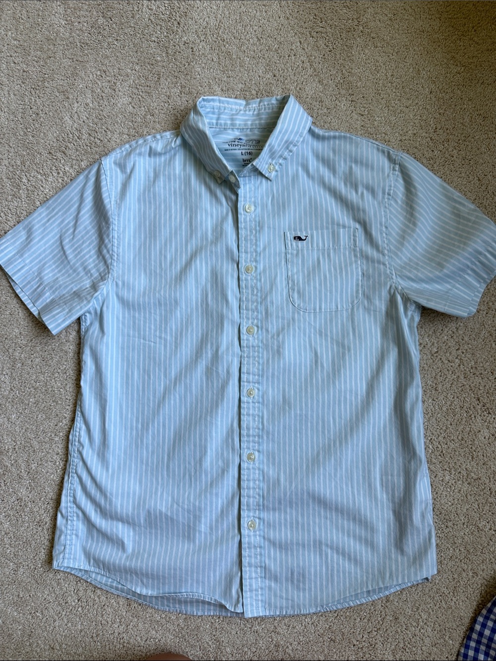 Vineyard Vines Boys L (16) Light Blue Striped Short-Sleeve On-The-Go Button-Down
